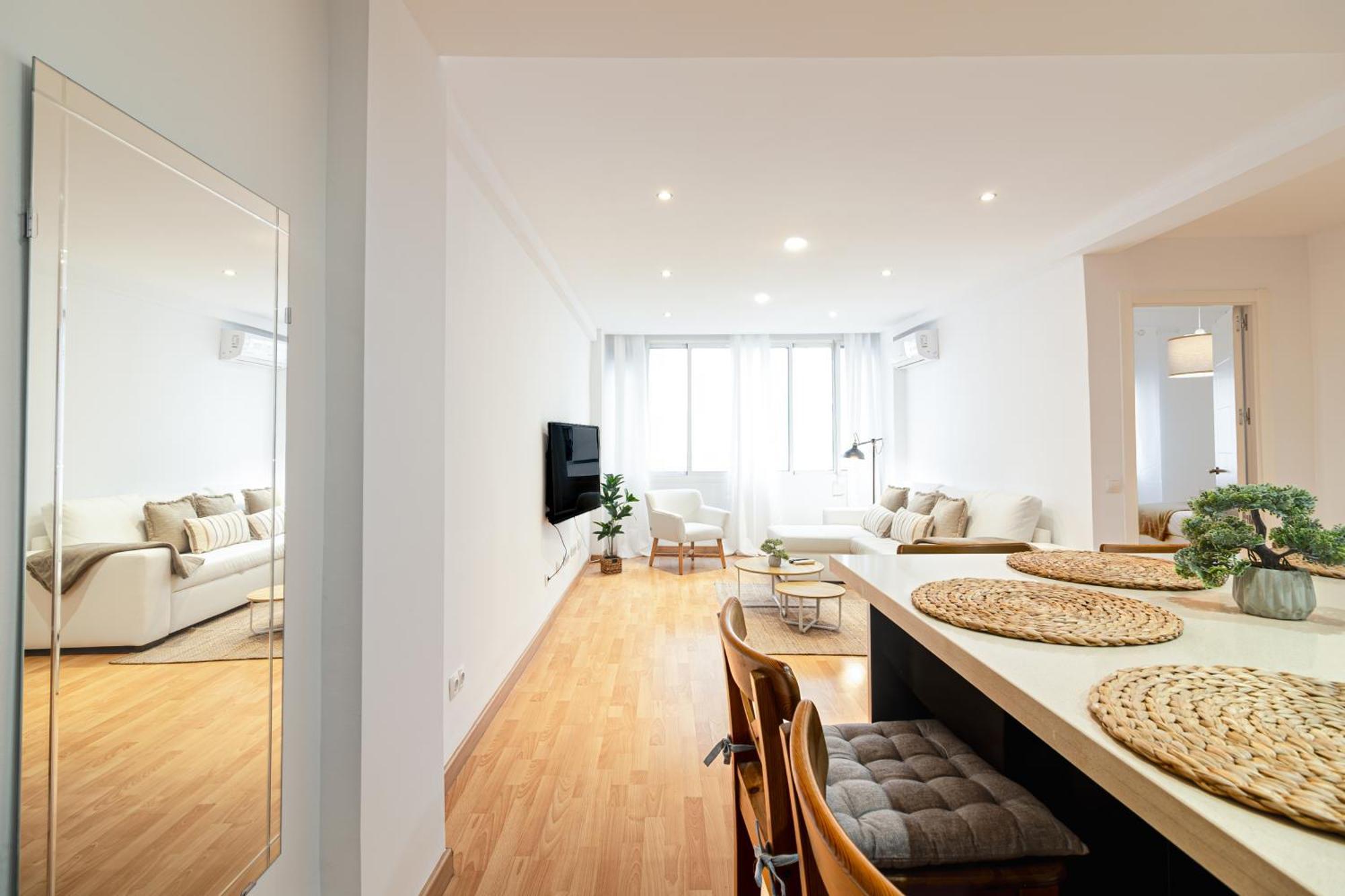 Center Flat Soho Modern 2br Apartament Màlaga